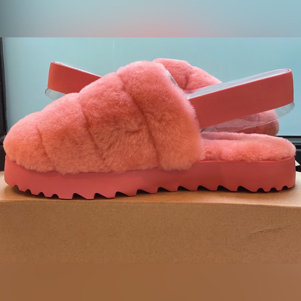 UGG Super Fluff Slipper